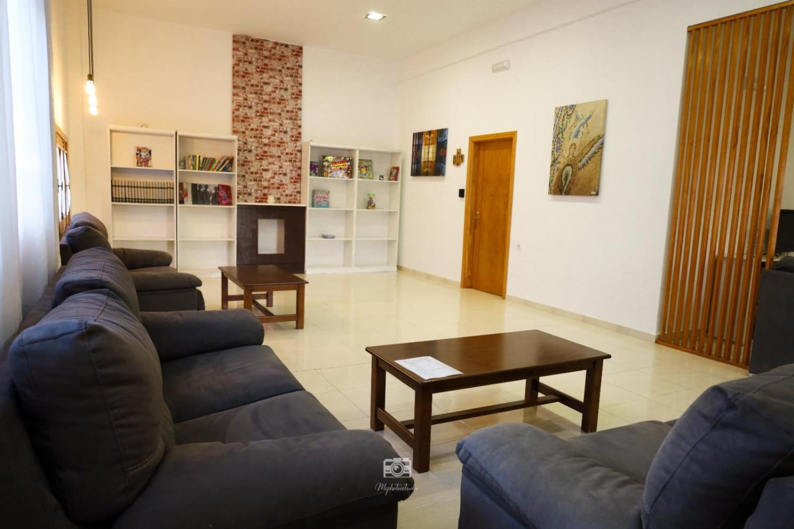 Hospedium Dlj Hostal Ben Nassar Arjona Exterior foto