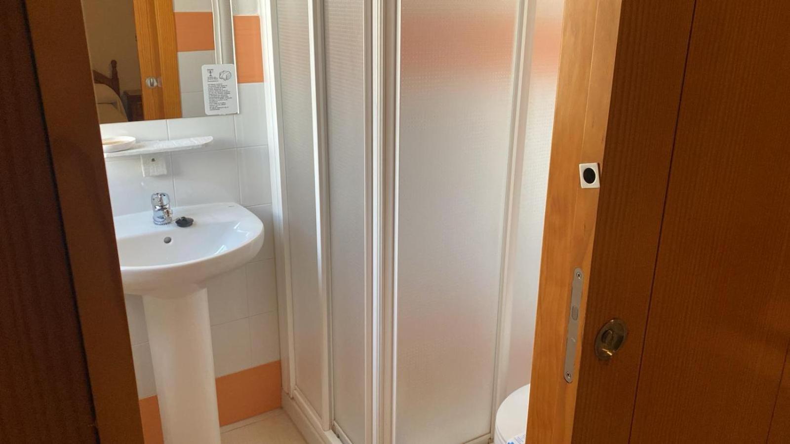 Hospedium Dlj Hostal Ben Nassar Arjona Exterior foto