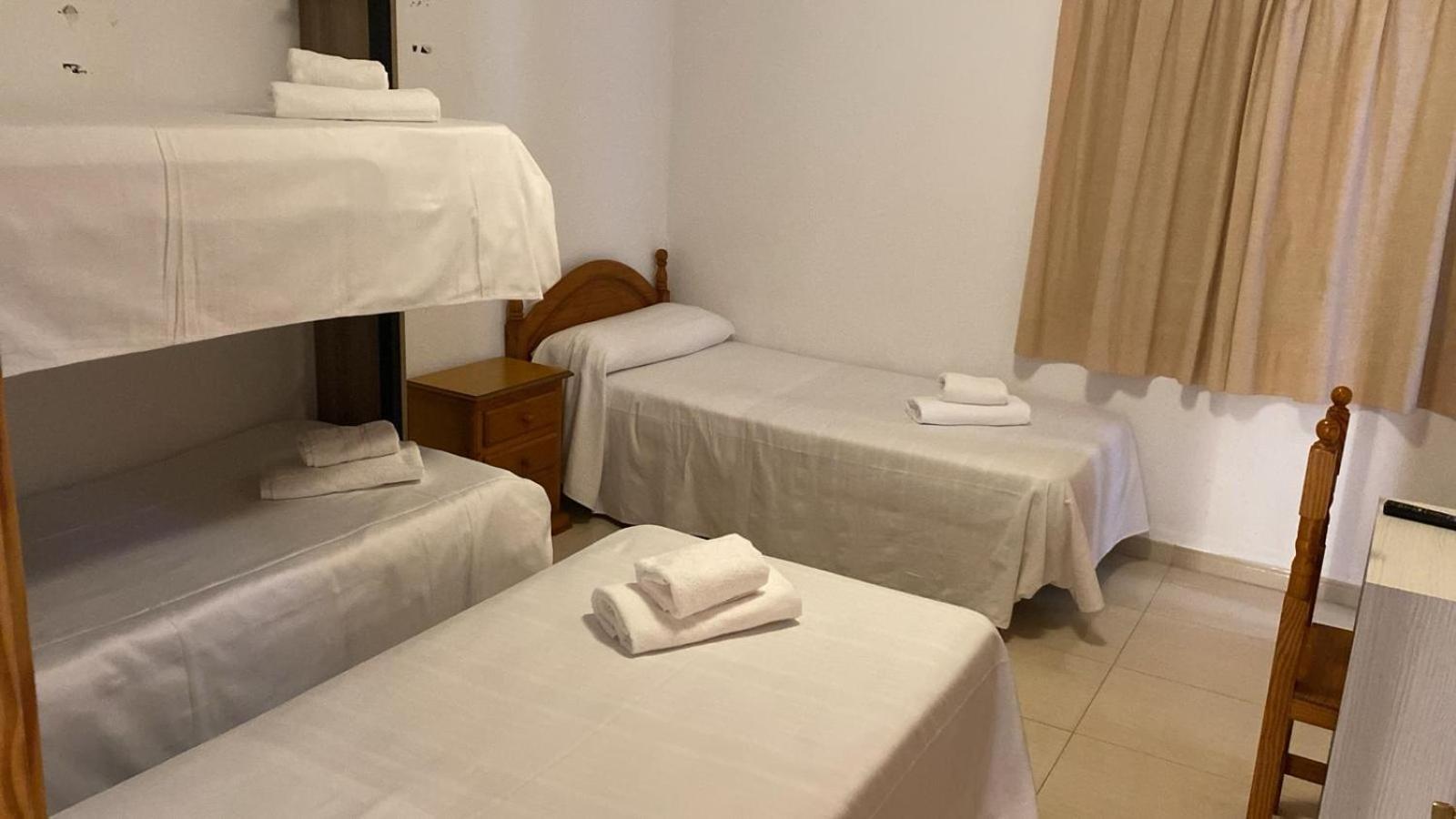 Hospedium Dlj Hostal Ben Nassar Arjona Exterior foto